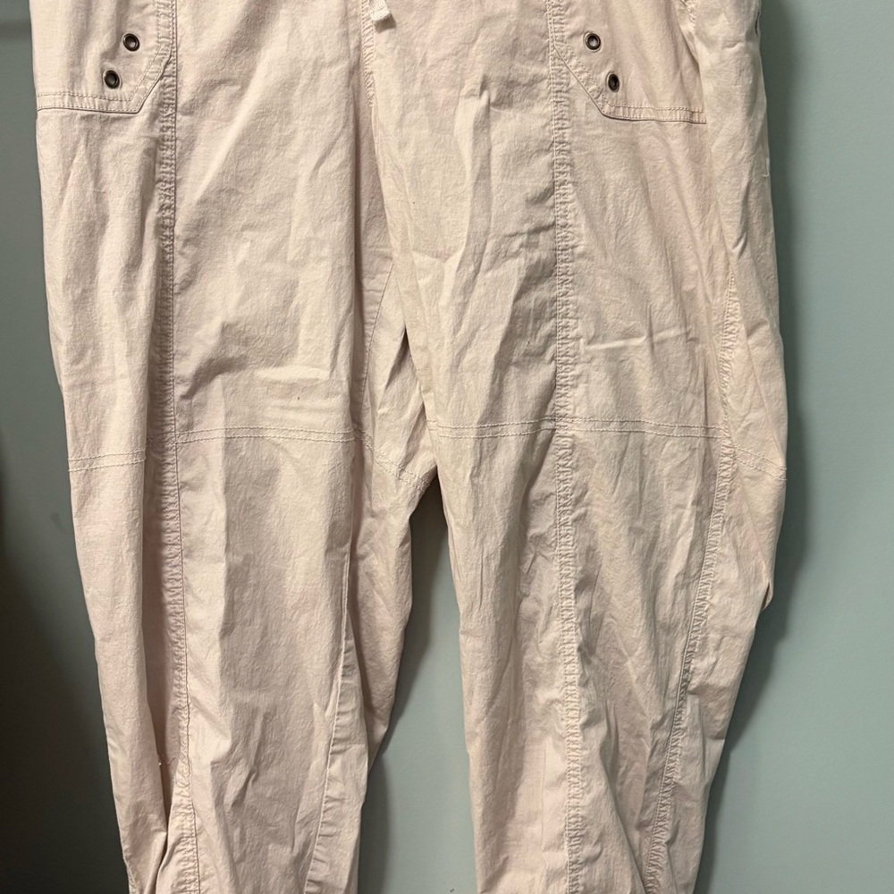 Women's Cream Cargo Pants
